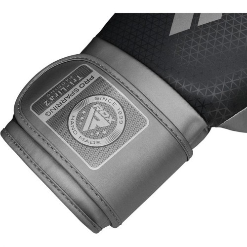 Боксерские перчатки RDX L2 Mark Pro Silver 10 ун. Боксерские перчатки RDX L2 Mark Pro Silver 10 ун.