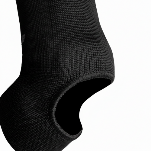 Захист гомілкостопа V`Noks Black S/M Захист гомілкостопа V`Noks Black S/M